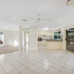 7 Brampton Court, KAWUNGAN, QLD 4655 AUS