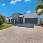 53 Royal Drive, KAWUNGAN, QLD 4655 AUS