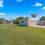 122A Esplanade, POINT VERNON, QLD 4655 AUS