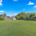 122A Esplanade, POINT VERNON, QLD 4655 AUS