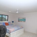 10/2 Barnstaple Street, TORQUAY, QLD 4655 AUS