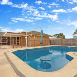 115 Honiton Street, TORQUAY, QLD 4655 AUS