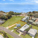 2 2 Newhaven Street, PIALBA, QLD 4655 AUS