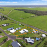 17 Loggerhead Court, RIVER HEADS, QLD 4655 AUS