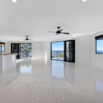 90 Esplanade, POINT VERNON, QLD 4655 AUS