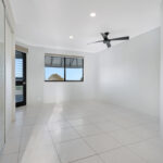 90 Esplanade, POINT VERNON, QLD 4655 AUS