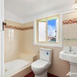 185 Esplanade, POINT VERNON, QLD 4655 AUS