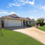 43 Mackay Drive, KAWUNGAN, QLD 4655 AUS