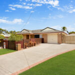 115 Honiton Street, TORQUAY, QLD 4655 AUS