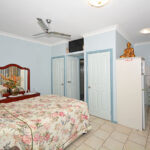 6/359 Esplanade, SCARNESS, QLD 4655 AUS