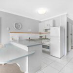 25/386 Esplanade, TORQUAY, QLD 4655 AUS