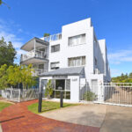 10/407 Esplanade, TORQUAY, QLD 4655 AUS