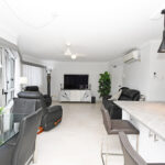 10/407 Esplanade, TORQUAY, QLD 4655 AUS