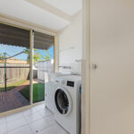 8 Woodland Close, TORQUAY, QLD 4655 AUS