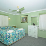 4/359 Esplanade, SCARNESS, QLD 4655 AUS