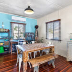 87 Esplanade, POINT VERNON, QLD 4655 AUS