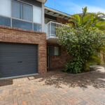 4/489 Esplanade, TORQUAY, QLD 4655 AUS