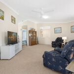 7 Hoberg Court, KAWUNGAN, QLD 4655 AUS