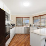 7 Hoberg Court, KAWUNGAN, QLD 4655 AUS