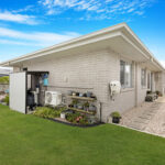 14 Leaward Boulevard, PIALBA, QLD 4655 AUS