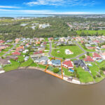 40 Bushlark Avenue, ELI WATERS, QLD 4655 AUS