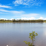 40 Bushlark Avenue, ELI WATERS, QLD 4655 AUS