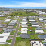 16 Watermelon Way, KAWUNGAN, QLD 4655 AUS
