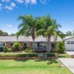 48-50 Ocean Street, TORQUAY, QLD 4655 AUS