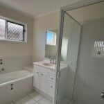 11 Mainsail Court, POINT VERNON, QLD 4655 AUS