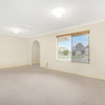 1 Kestrel Court, ELI WATERS, QLD 4655 AUS