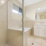 1 Kestrel Court, ELI WATERS, QLD 4655 AUS