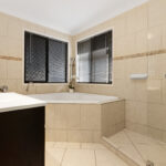 74 Swan Drive, BOORAL, QLD 4655 AUS