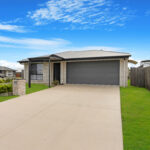 19 Fishburn Way, ELI WATERS, QLD 4655 AUS