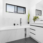 15 Oceanblue Boulevard, PIALBA, QLD 4655 AUS