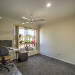 2/9 Isis Court, ELI WATERS, QLD 4655 AUS