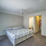 2/9 Isis Court, ELI WATERS, QLD 4655 AUS