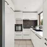 11 Lakeside Court, TORQUAY, QLD 4655 AUS
