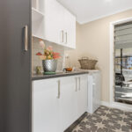 14 Mant Street, POINT VERNON, QLD 4655 AUS