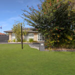 27 Vicki Parade, TORQUAY, QLD 4655 AUS
