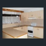 2/23 Queens Road, SCARNESS, QLD 4655 AUS