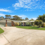 49 Wellington Crescent, WONDUNNA, QLD 4655 AUS