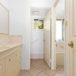 129-131 Cove Boulevard, RIVER HEADS, QLD 4655 AUS