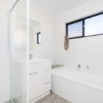 7 Lady Elliot Drive, ELI WATERS, QLD 4655 AUS
