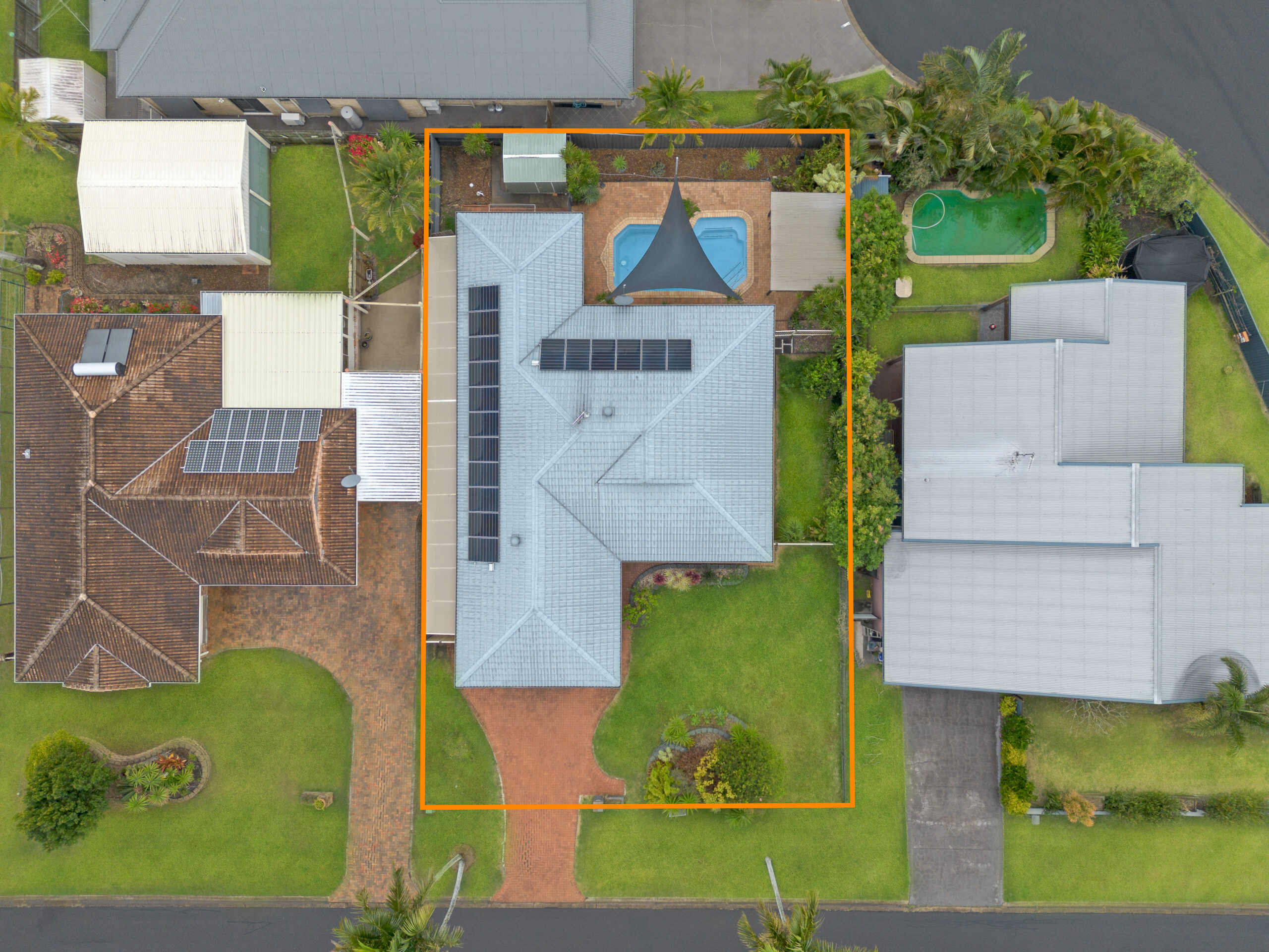 5 Pohlmann Court, SCARNESS, QLD 4655 AUS