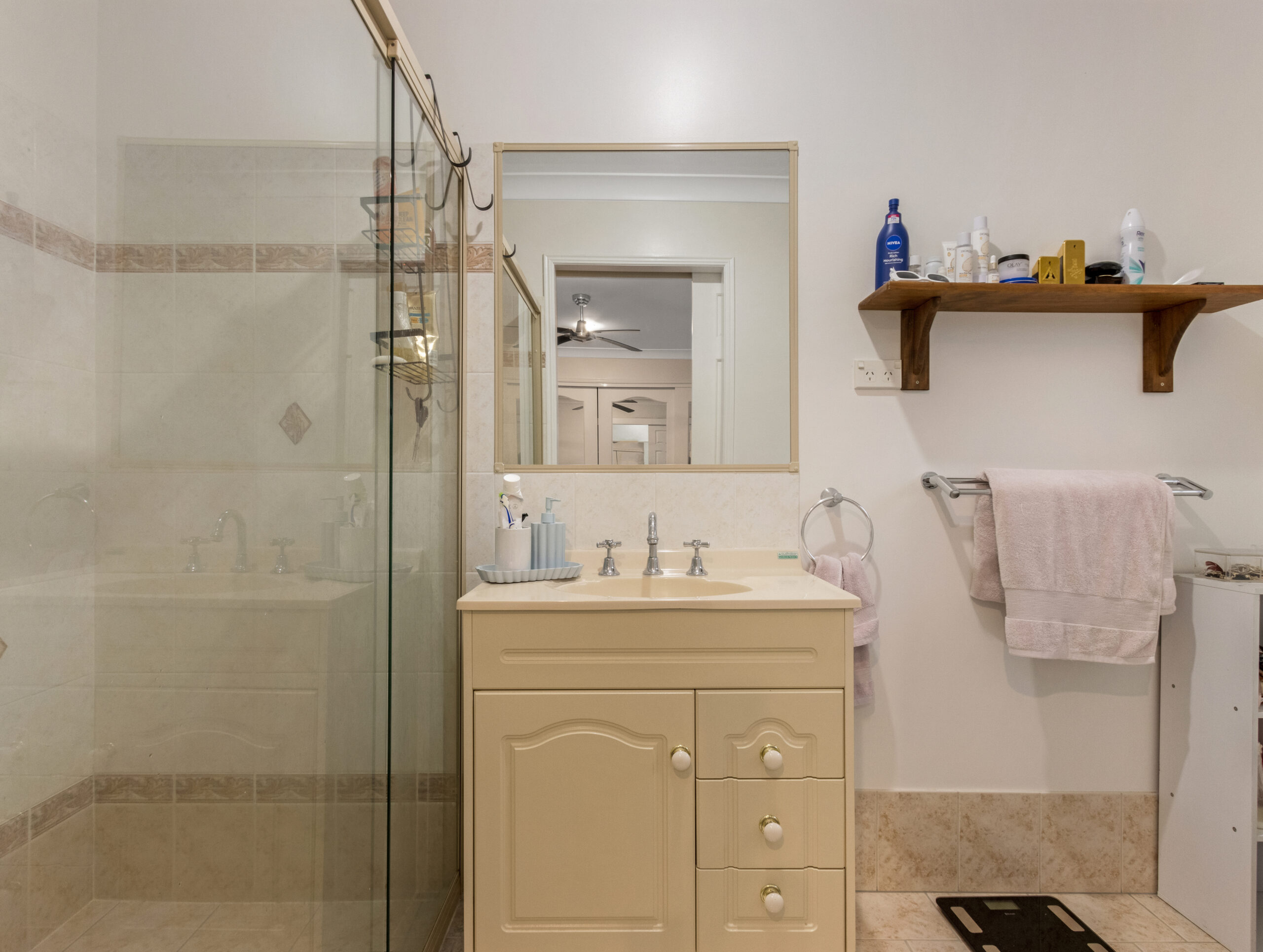 5 Pohlmann Court, SCARNESS, QLD 4655 AUS