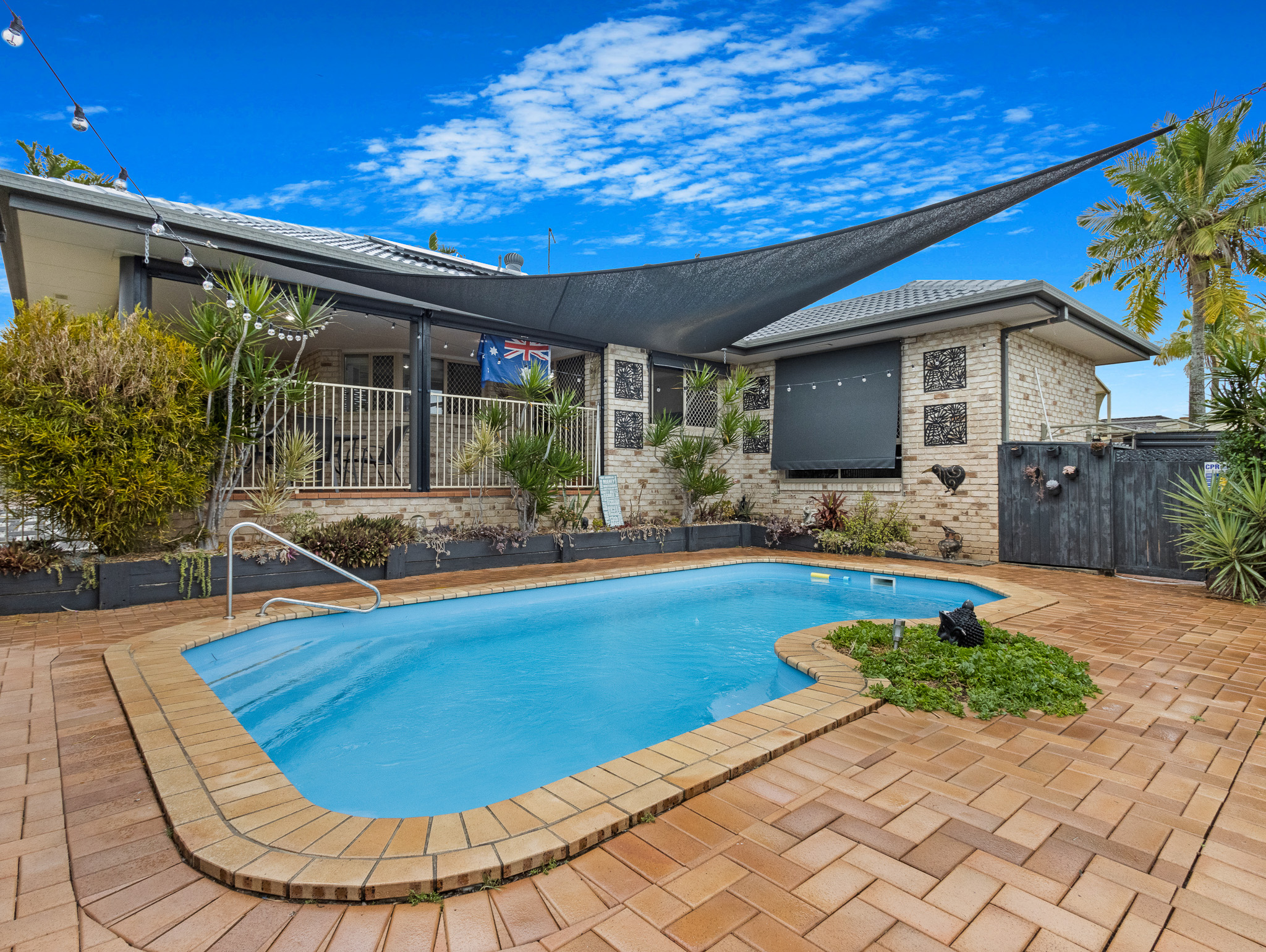 5 Pohlmann Court, SCARNESS, QLD 4655 AUS