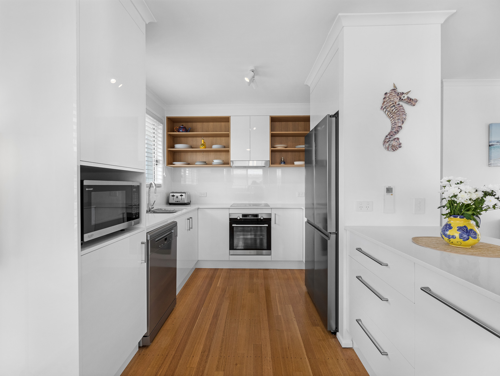 596 Esplanade, HERVEY BAY DC, QLD 4655 AUS