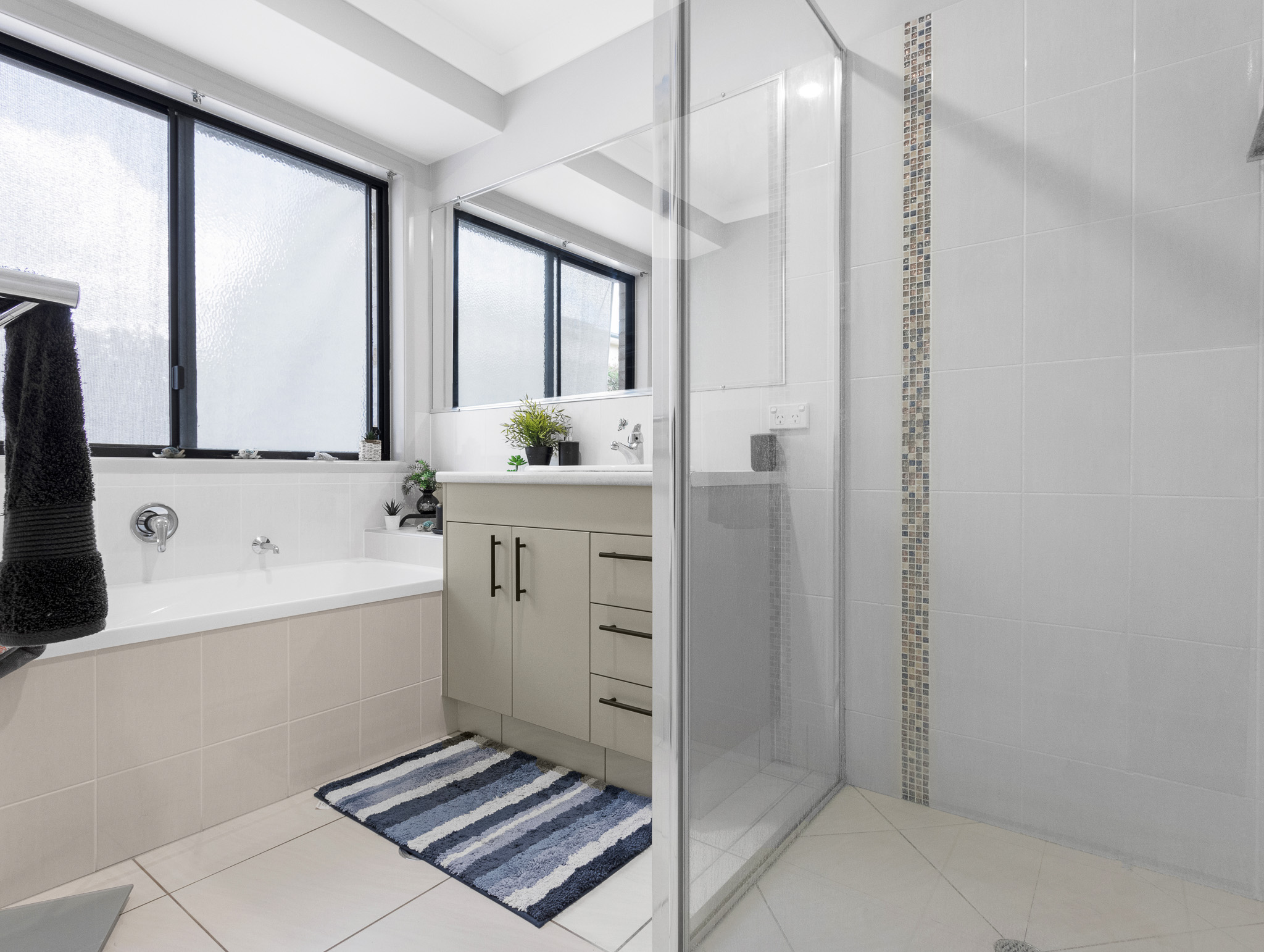 7 Stocks Road, DUNDOWRAN BEACH, QLD 4655 AUS