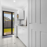 14 Polson Street, POINT VERNON, QLD 4655 AUS