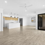 11 Sailaway Circuit, ELI WATERS, QLD 4655 AUS
